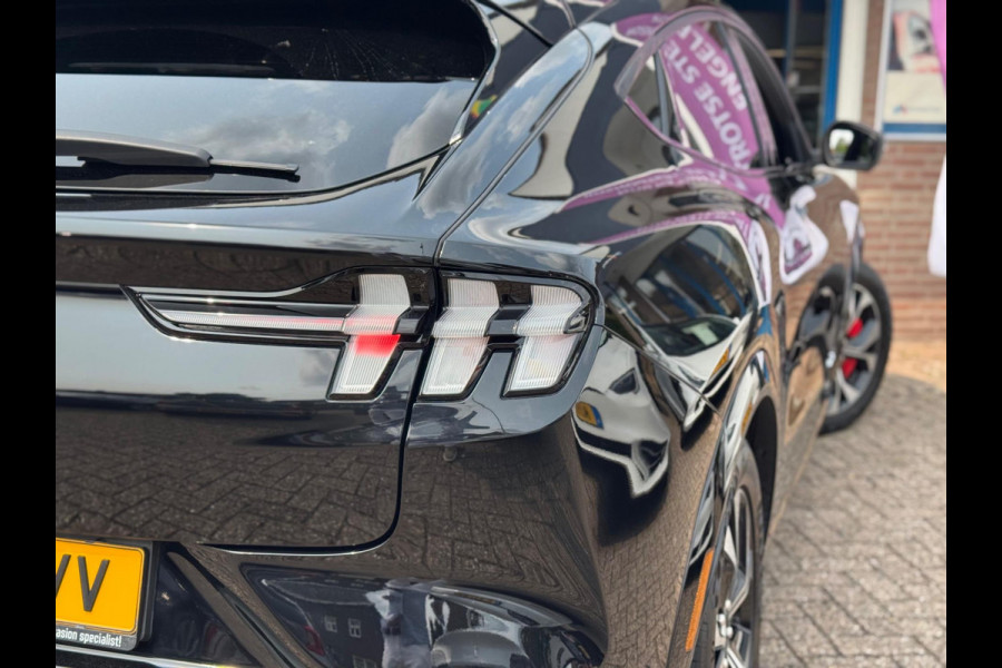 Ford Mustang Mach-E AWD 75 kWh 2021NAVI B&O NAP BTW 1e Eig!