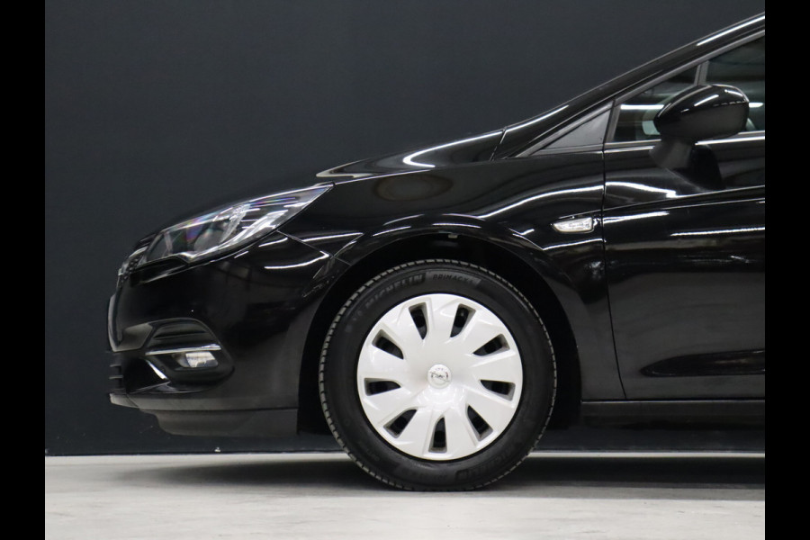 Opel Astra Sports Tourer 1.2 Business Edition [NAVIGATIE, TREKHAAK, PARKEERSENSOR, BLUETOOTH, AIRCO, NIEUWSTAAT]