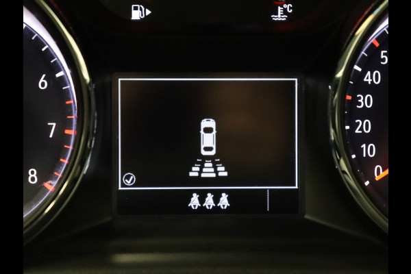 Opel Astra Sports Tourer 1.2 Business Edition [NAVIGATIE, TREKHAAK, PARKEERSENSOR, BLUETOOTH, AIRCO, NIEUWSTAAT]