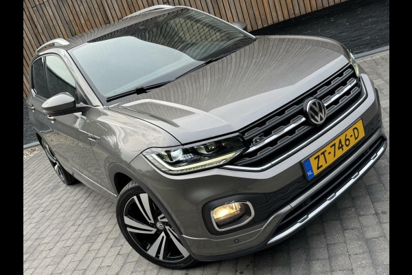 Volkswagen T-Cross 1.0 TSI R-line Automaat | LED | Trekhaak | Getint glas | Climate control | Cruise control adaptief | Lane assist | Dode hoek det