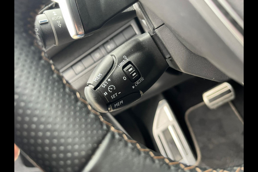 Peugeot 3008 1.6 HYbrid4 300PK GT-Line 6-12M Garantie