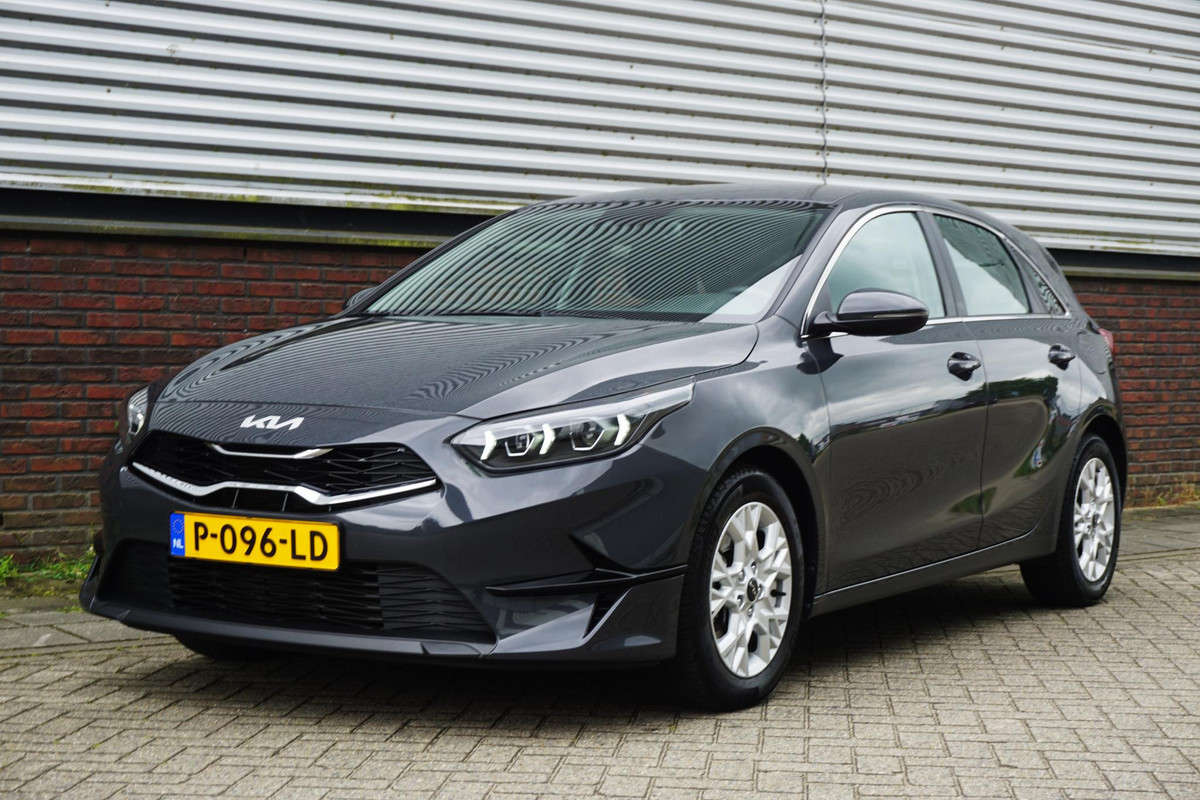 Kia Ceed 1.0 T-GDi 120PK DynamicLine/Geen Importauto/ Dealeronderhouden Kia Ceed 1.0 T-GDi 120PK DynamicLine/Geen Importauto/ Dealeronderhouden