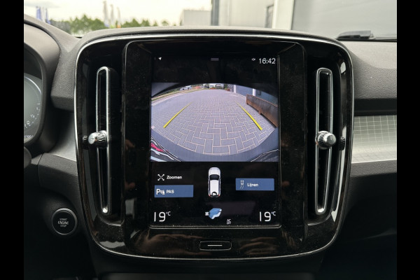 Volvo XC40 1.5 T4 Rech Inscr. M2022 NAVI PDC CAMERA LEDER LED VIRTUAL