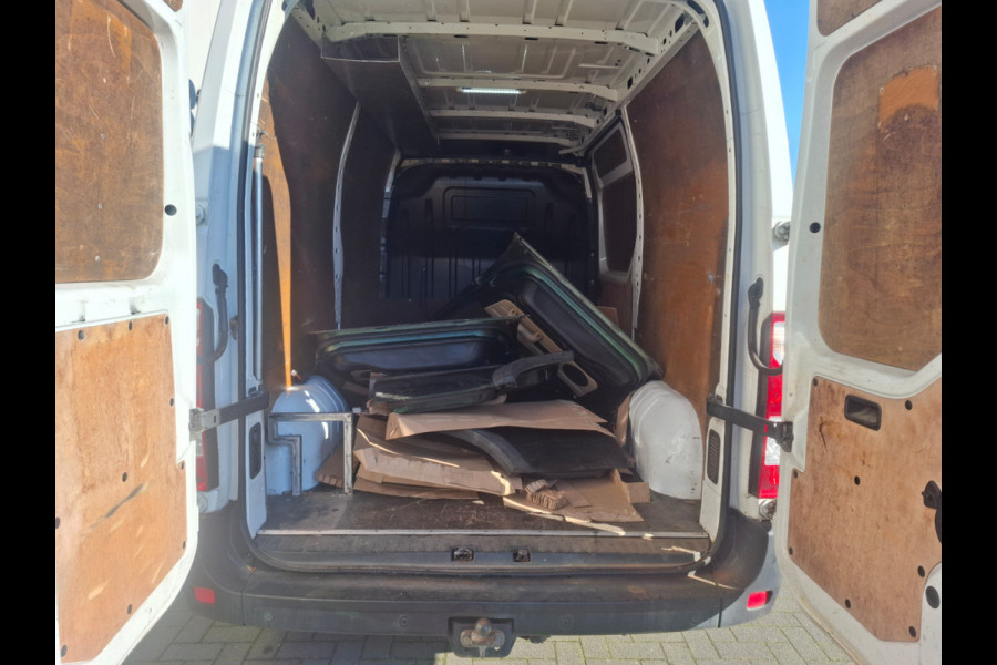 Opel Movano 2.3CDTI BiTurbo 146pk L2H2 3-Pers.Airco Cruise Trekhaak Pdc Schuifdeur ESP Bluetooth Betonplex Vloer Wandbetimmering Allesdragers EURO6 2.500KG Trekgewicht