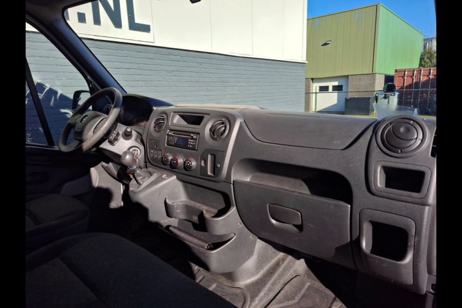Opel Movano 2.3CDTI BiTurbo 146pk L2H2 3-Pers.Airco Cruise Trekhaak Pdc Schuifdeur ESP Bluetooth Betonplex Vloer Wandbetimmering Allesdragers EURO6 2.500KG Trekgewicht