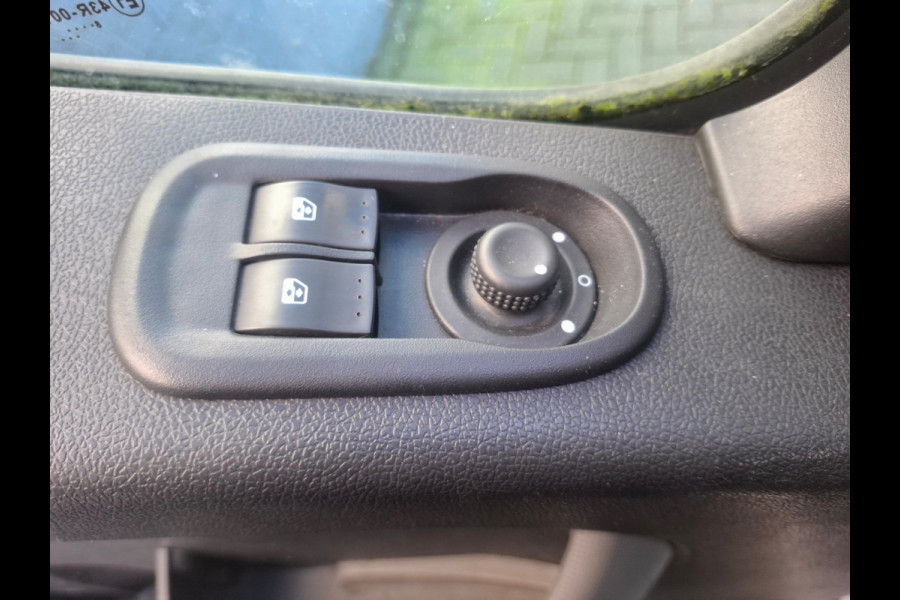 Opel Movano 2.3CDTI BiTurbo 146pk L2H2 3-Pers.Airco Cruise Trekhaak Pdc Schuifdeur ESP Bluetooth Betonplex Vloer Wandbetimmering Allesdragers EURO6 2.500KG Trekgewicht