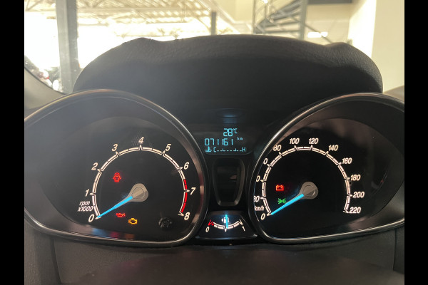 Ford Fiesta 1.0 EcoBoost Titanium Navigatie fullmap,Bluetooth