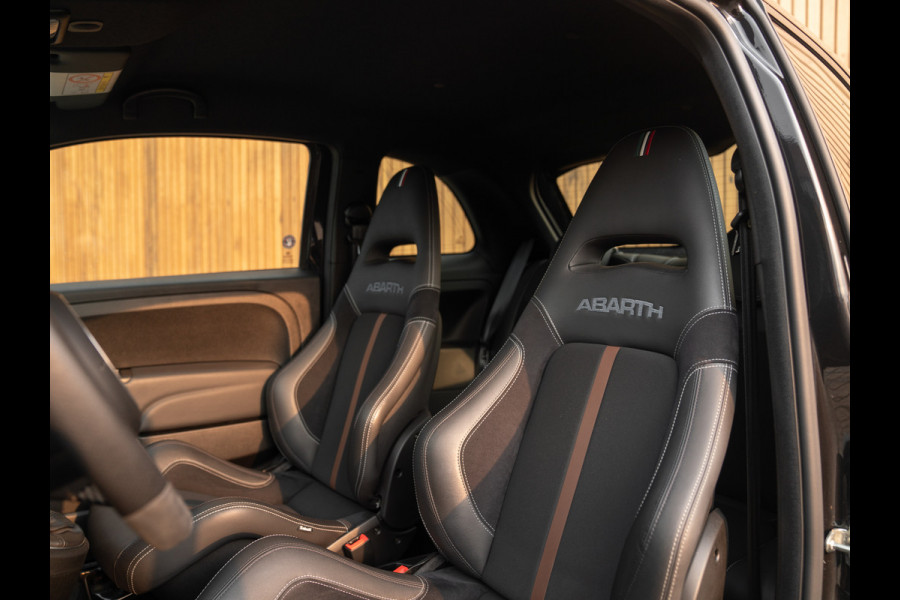 Abarth 695 70th Anniversary 180pk | One of 1949 | Beats | Xenon | Grote Navi | Liefhebbersauto