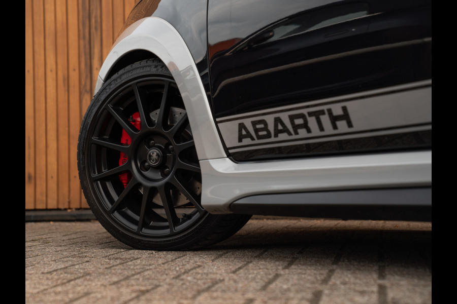 Abarth 695 70th Anniversary 180pk | One of 1949 | Beats | Xenon | Grote Navi | Liefhebbersauto