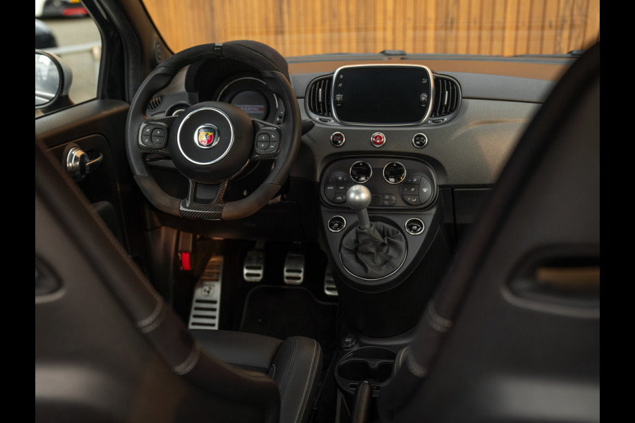 Abarth 695 70th Anniversary 180pk | One of 1949 | Beats | Xenon | Grote Navi | Liefhebbersauto