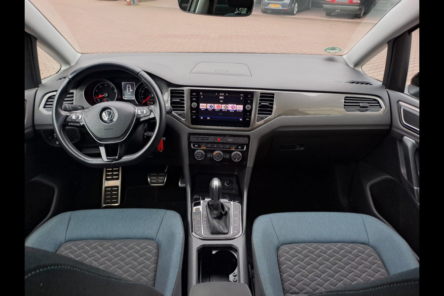 Volkswagen Golf Sportsvan 1.5 TSI ACT Highline IQ.Drive | ACC | Trekhaak | Navi | PDC | Stoelverwarming | All-seasons |