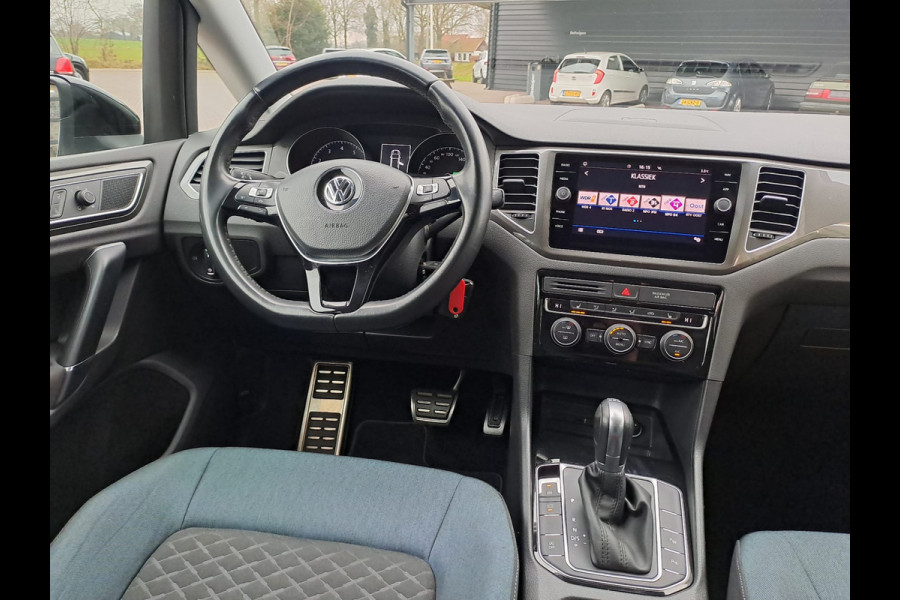 Volkswagen Golf Sportsvan 1.5 TSI ACT Highline IQ.Drive | ACC | Trekhaak | Navi | PDC | Stoelverwarming | All-seasons |