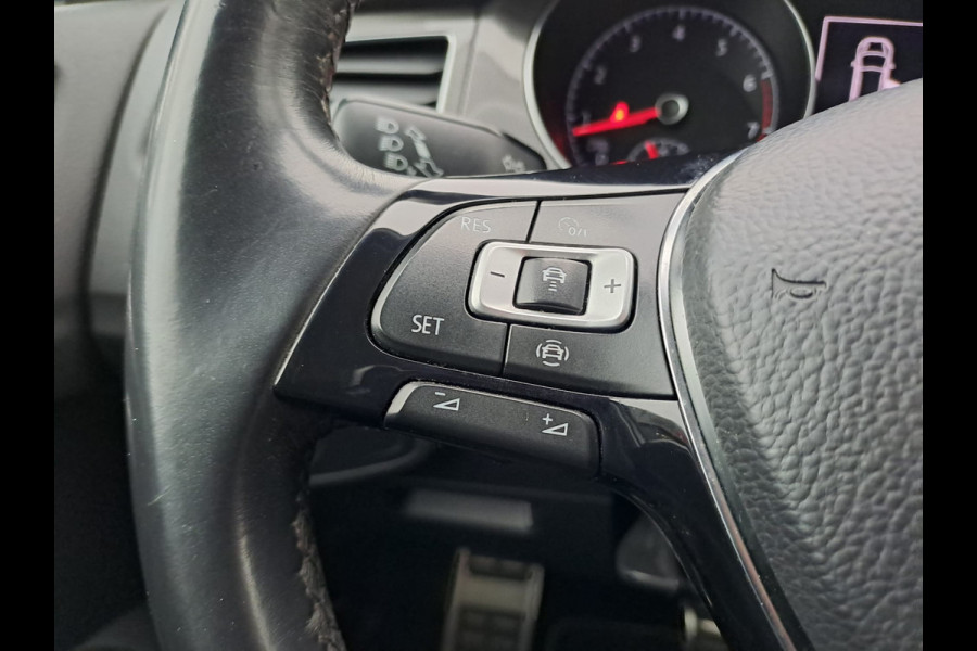 Volkswagen Golf Sportsvan 1.5 TSI ACT Highline IQ.Drive | ACC | Trekhaak | Navi | PDC | Stoelverwarming | All-seasons |