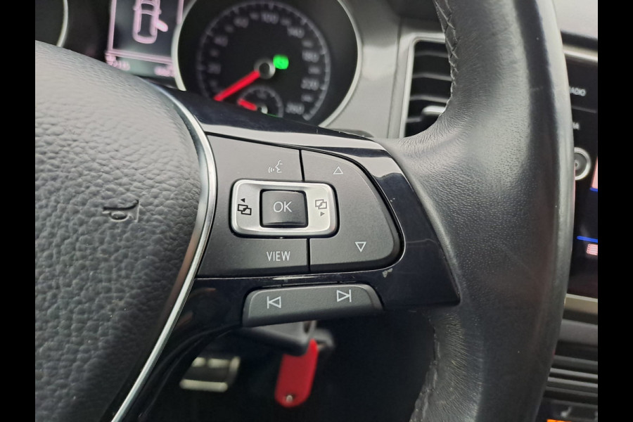 Volkswagen Golf Sportsvan 1.5 TSI ACT Highline IQ.Drive | ACC | Trekhaak | Navi | PDC | Stoelverwarming | All-seasons |