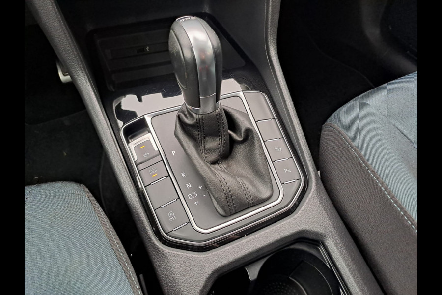 Volkswagen Golf Sportsvan 1.5 TSI ACT Highline IQ.Drive | ACC | Trekhaak | Navi | PDC | Stoelverwarming | All-seasons |