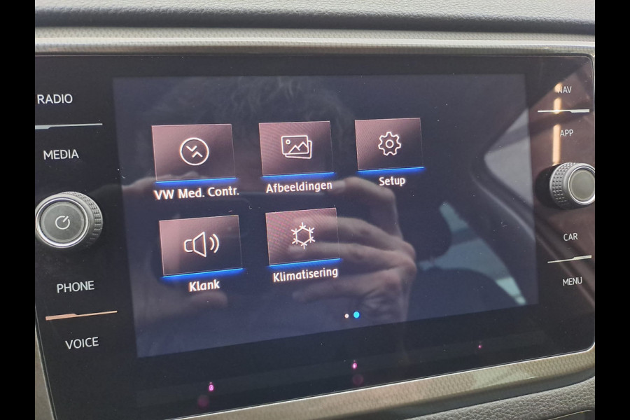 Volkswagen Golf Sportsvan 1.5 TSI ACT Highline IQ.Drive | ACC | Trekhaak | Navi | PDC | Stoelverwarming | All-seasons |