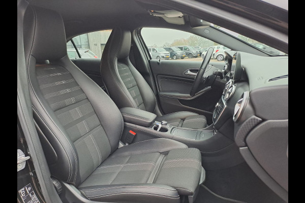 Mercedes-Benz A-Klasse 180 Business Solution AMG | Automaat | LED | LMV | Camera | All-season |