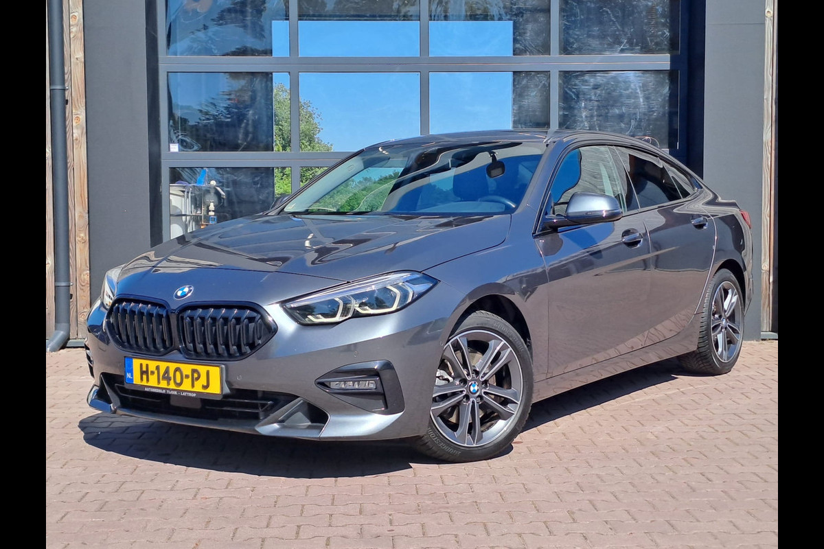 BMW 2 Serie Gran Coupé 218i High Executive Edition | M-Pakket | Leder | Stoelverw. | Camera | Gr Navi | Sportinterieur | BMW 2 Serie Gran Coupé 218i High Executive Edition | M-Pakket | Leder | Stoelverw. | Camera | Gr Navi | Sportinterieur |