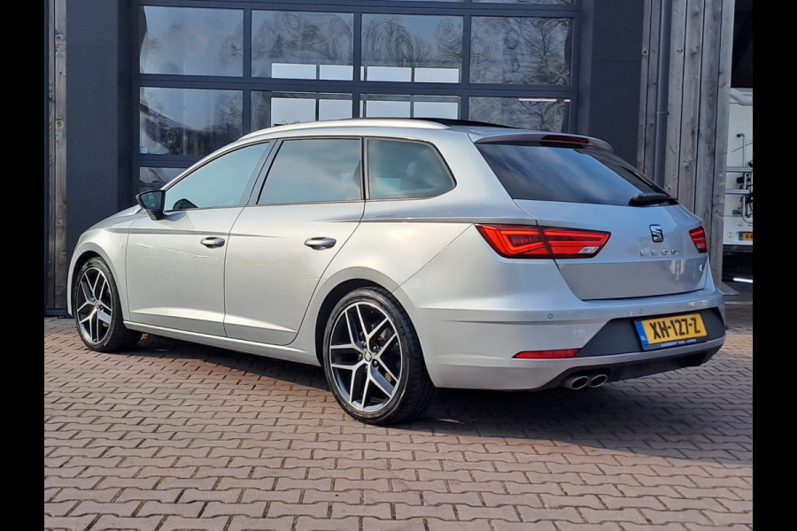 Seat León ST 1.5 TSI FR Business Intense | Navi | Virtual cockpit | Elektr. Trekhaak | Panodak | Automaat |