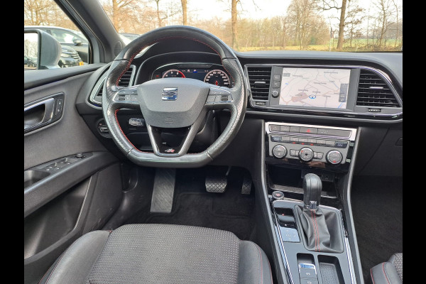 Seat León ST 1.5 TSI FR Business Intense | Navi | Virtual cockpit | Elektr. Trekhaak | Panodak | Automaat |
