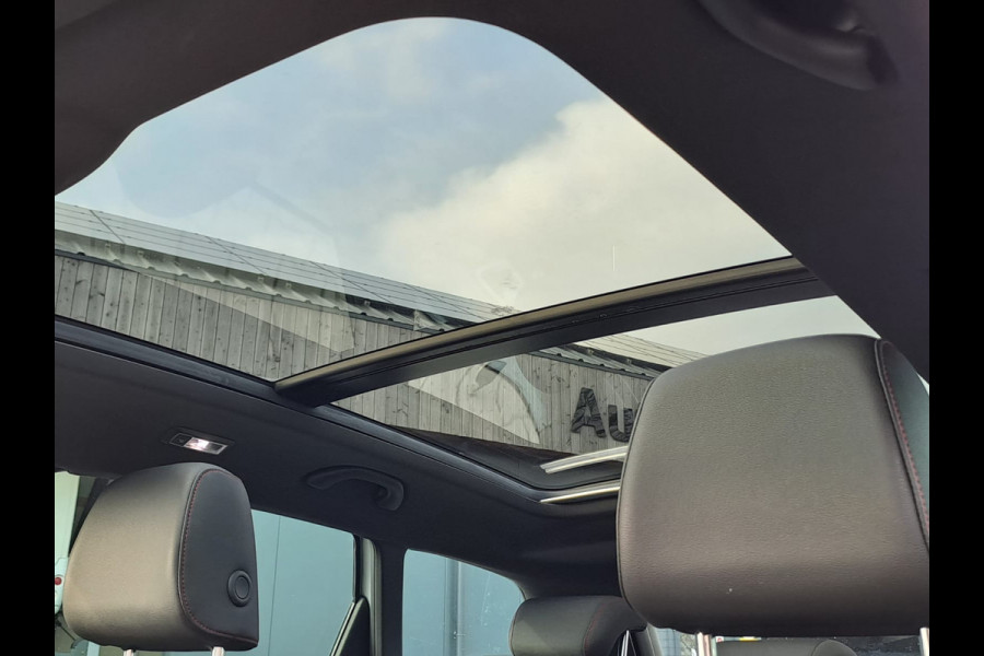 Seat León ST 1.5 TSI FR Business Intense | Navi | Virtual cockpit | Elektr. Trekhaak | Panodak | Automaat |