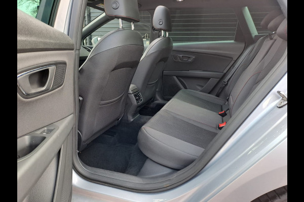 Seat León ST 1.5 TSI FR Business Intense | Navi | Virtual cockpit | Elektr. Trekhaak | Panodak | Automaat |