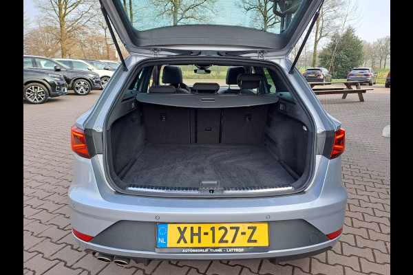 Seat León ST 1.5 TSI FR Business Intense | Navi | Virtual cockpit | Elektr. Trekhaak | Panodak | Automaat |