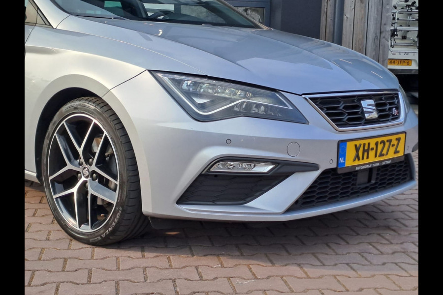 Seat León ST 1.5 TSI FR Business Intense | Navi | Virtual cockpit | Elektr. Trekhaak | Panodak | Automaat |