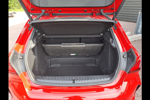 BMW 1-serie 118i High Executive | Navi | Sportinterieur | Stoelverw.| Head-up | Leder | M-Sport - Model 2020