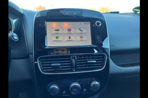 Renault Clio Estate 0.9 TCe Limited | Airco | Cruise | Navi | Trekhaak | LMV |