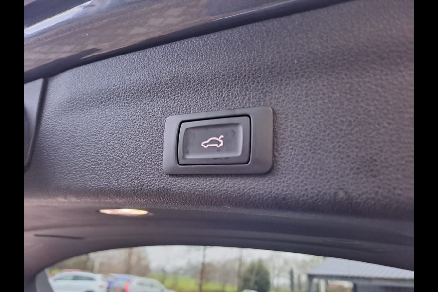 Audi A6 Avant 55 TFSI e quattro Pro Line S Competition | LED Matrix | Pano | Tour | Park assist | Trekhaak | B&O - 3D |