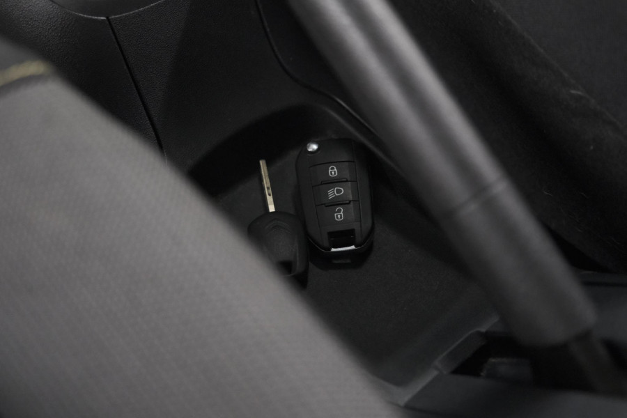Citroën C3 PureTech 82 You | Stoelverwarming | Cruise Control | Airco | Bluetooth Radio | LED verlichting