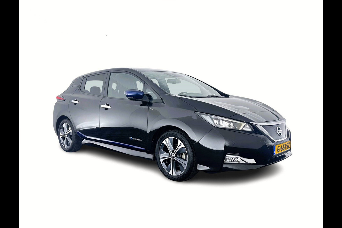 Nissan Leaf Tekna 40 kWh (INCL-BTW) Aut. *LEATHER-FABRIC | FULL-LED | BOSE-SURROUND | ADAPTIVE-CRUISE | TOP-VIEW | KEYLESS | NAVI-FULLMAP | BLINDSPOT | DAB+ | PDC | HEATED-COMFORT-SEATS | TOWBAR | DIGI-COCKPIT | 17"A Nissan Leaf Tekna 40 kWh (INCL-BTW) Aut. *LEATHER-FABRIC | FULL-LED | BOSE-SURROUND | ADAPTIVE-CRUISE | TOP-VIEW | KEYLESS | NAVI-FULLMAP | BLINDSPOT | DAB+ | PDC | HEATED-COMFORT-SEATS | TOWBAR | DIGI-COCKPIT | 17"A