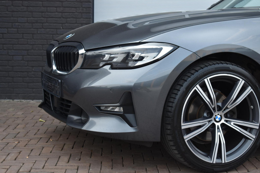 BMW 3 Serie Touring 320d 190PK Aut. Executive | LED | 19 Inch | Navi | Incl. garantie