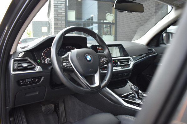 BMW 3 Serie Touring 320d 190PK Aut. Executive | LED | 19 Inch | Navi | Incl. garantie