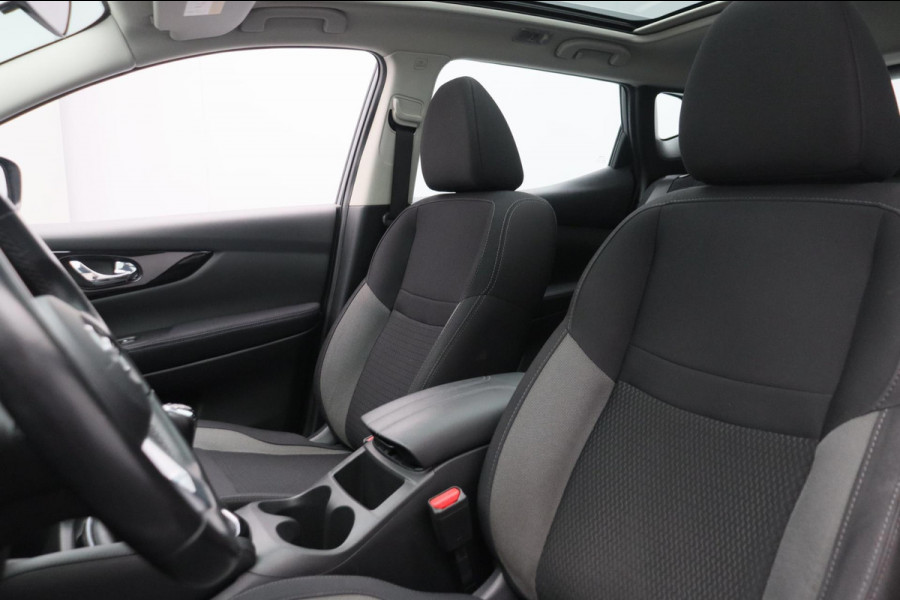 Nissan QASHQAI 1.3 DIG-T N-Connecta Carplay Panorama Camera Navigatie *1e Eigenaar*