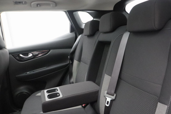 Nissan QASHQAI 1.3 DIG-T N-Connecta Carplay Panorama Camera Navigatie *1e Eigenaar*
