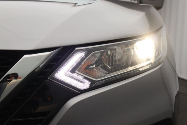 Nissan QASHQAI 1.3 DIG-T N-Connecta Carplay Panorama Camera Navigatie *1e Eigenaar*