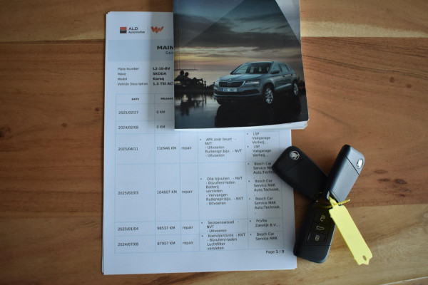 Škoda Karoq 1.5 TSI ACT Sportline | TREKHAAK | CANTON | VIRTUAL COCKPIT | ACC | APPLE CARPLAY | ANDROID AUTO | STUURVERWARMING