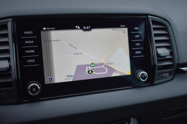 Škoda Karoq 1.5 TSI ACT Sportline | TREKHAAK | CANTON | VIRTUAL COCKPIT | ACC | APPLE CARPLAY | ANDROID AUTO | STUURVERWARMING