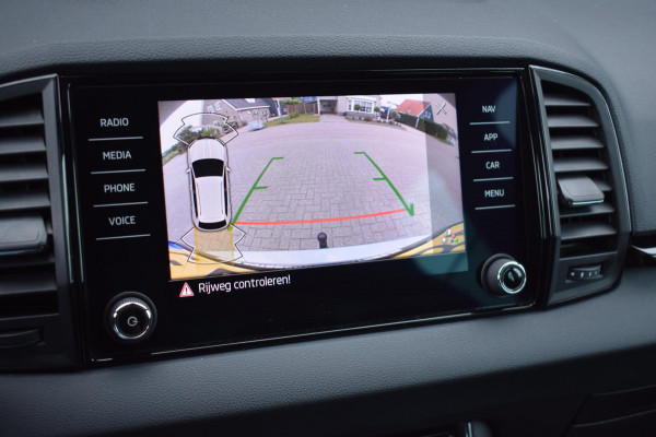 Škoda Karoq 1.5 TSI ACT Sportline | TREKHAAK | CANTON | VIRTUAL COCKPIT | ACC | APPLE CARPLAY | ANDROID AUTO | STUURVERWARMING