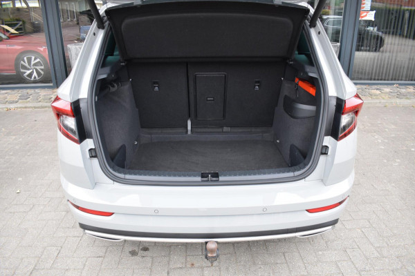 Škoda Karoq 1.5 TSI ACT Sportline | TREKHAAK | CANTON | VIRTUAL COCKPIT | ACC | APPLE CARPLAY | ANDROID AUTO | STUURVERWARMING