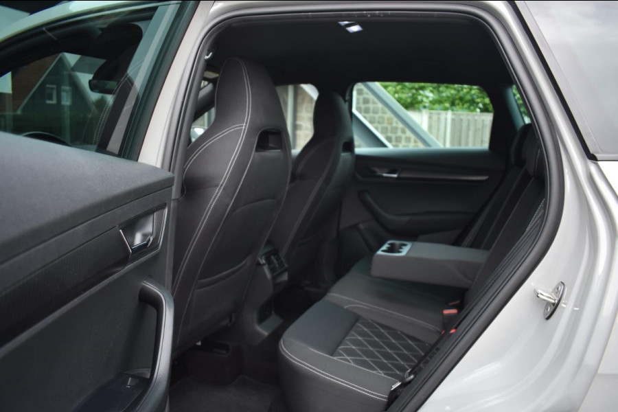 Škoda Karoq 1.5 TSI ACT Sportline | TREKHAAK | CANTON | VIRTUAL COCKPIT | ACC | APPLE CARPLAY | ANDROID AUTO | STUURVERWARMING