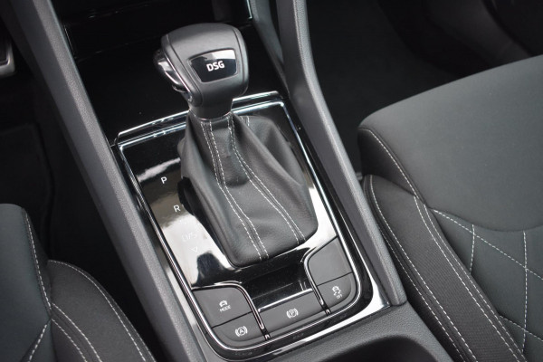 Škoda Karoq 1.5 TSI ACT Sportline | TREKHAAK | CANTON | VIRTUAL COCKPIT | ACC | APPLE CARPLAY | ANDROID AUTO | STUURVERWARMING