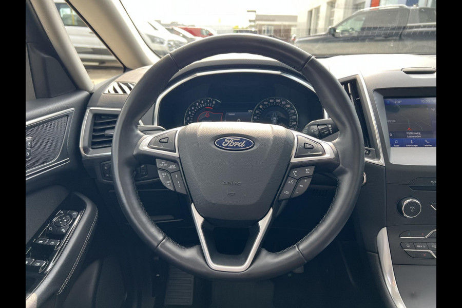 Ford S-Max 2.5 FHEV Titanium 190pk | Panoramadak | Trekhaak | Adaptieve Cruise | Winterpack