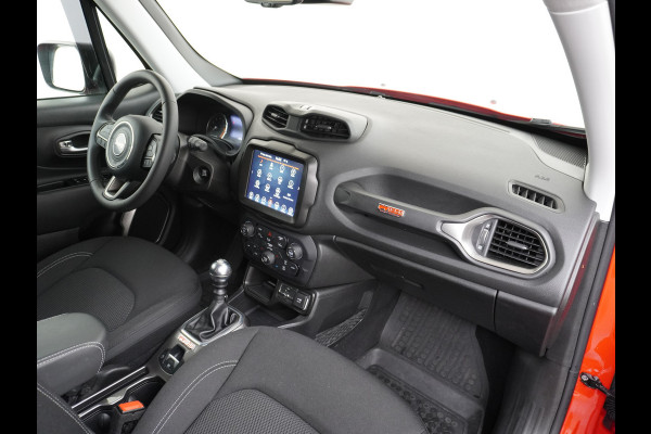 Jeep Renegade T120pk Navi Camera Apple Carplay Android Auto Achteruitrij-Assist Dodehoek-detectie Park-Assist PDC-A+V 19" DAB U-Connect Live 8 Regen-Lichtsensor Led Blindspot monitoring Lane Assist Dim.Binnenspiegel Lmv Privacy Glas Bluetooth Super compleet Slechts 1.295kg in gewicht zorgt voor een laag verbruik en dito kosten!