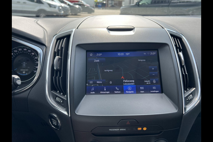 Ford S-Max 2.5 FHEV Titanium 190pk | Panoramadak | Trekhaak | Adaptieve Cruise | Winterpack