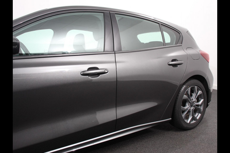 Ford Focus 1.0 125 PK Hybrid ST Line Navigatie Climate Control Led Dab Camera Parkeer sensoren Cruise Control Lichtmetalen velgen