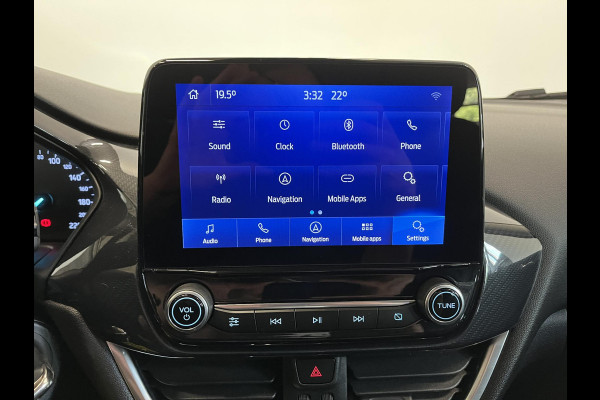 Ford Puma 1.0 EcoBoost Titanium Climate control Cruise control LED Parkeersensor achter Stoel + Stuur verwarming Navigatie Apple Carplay/ Android Auto