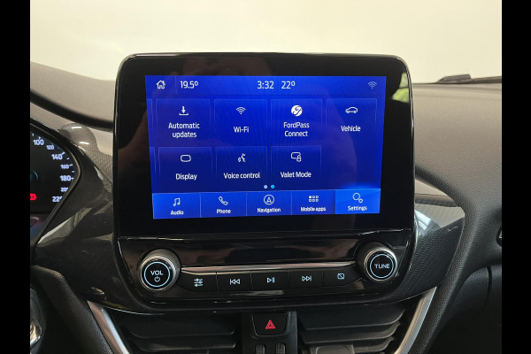Ford Puma 1.0 EcoBoost Titanium Climate control Cruise control LED Parkeersensor achter Stoel + Stuur verwarming Navigatie Apple Carplay/ Android Auto